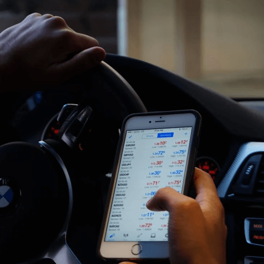 Stream Axid Hub análisis del rendimiento ilustración